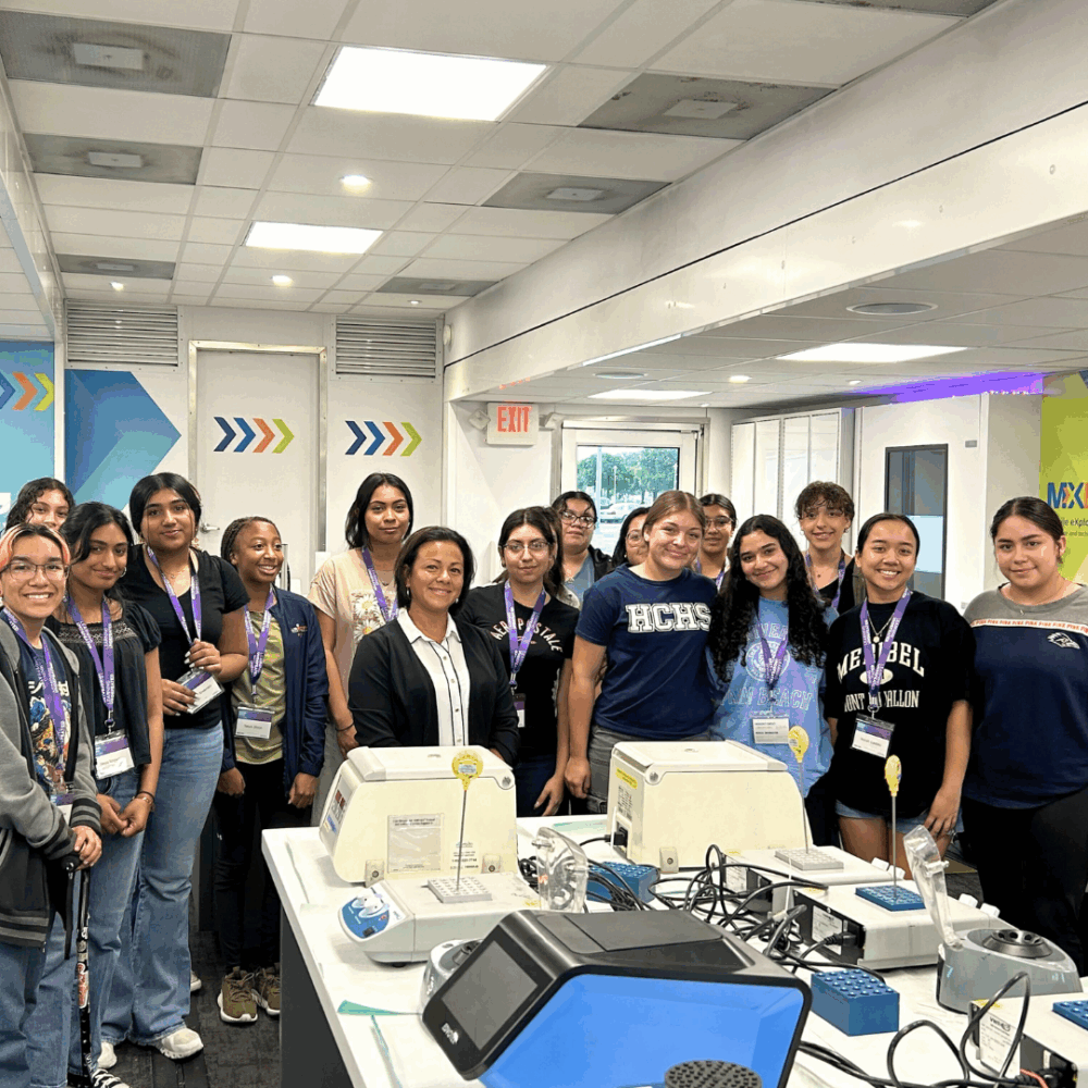 Learning Undefeated Mobile Lab Nonprofit’s Mobile Lab Brings STEM Education to San Antonio Students ...