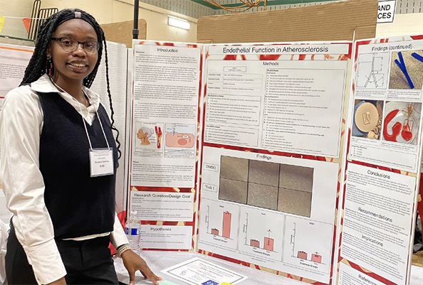 Anike Akinfolarin presents her incredible stem project
