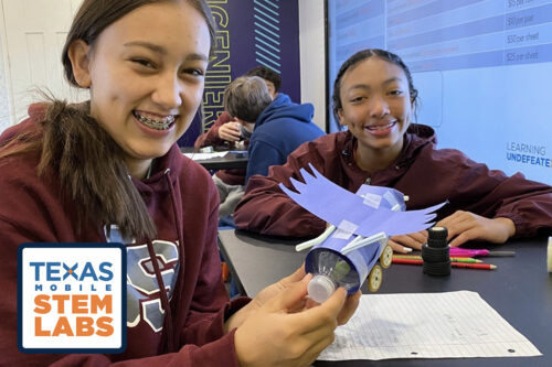 bottle rocket learning in the TX mobile stem lab